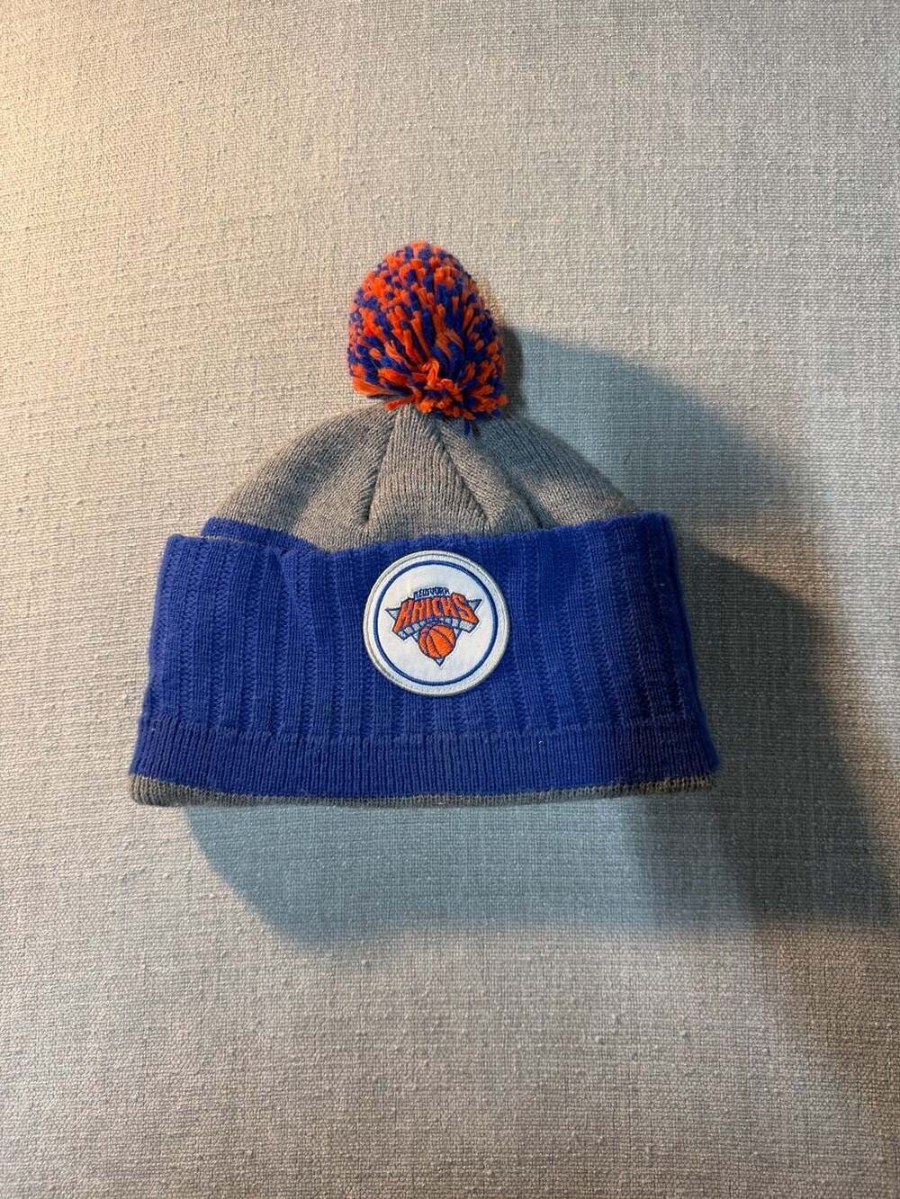 Mitchell & Ness New York Knicks Hardwood Classics Cuffed Pom Knit Beanie